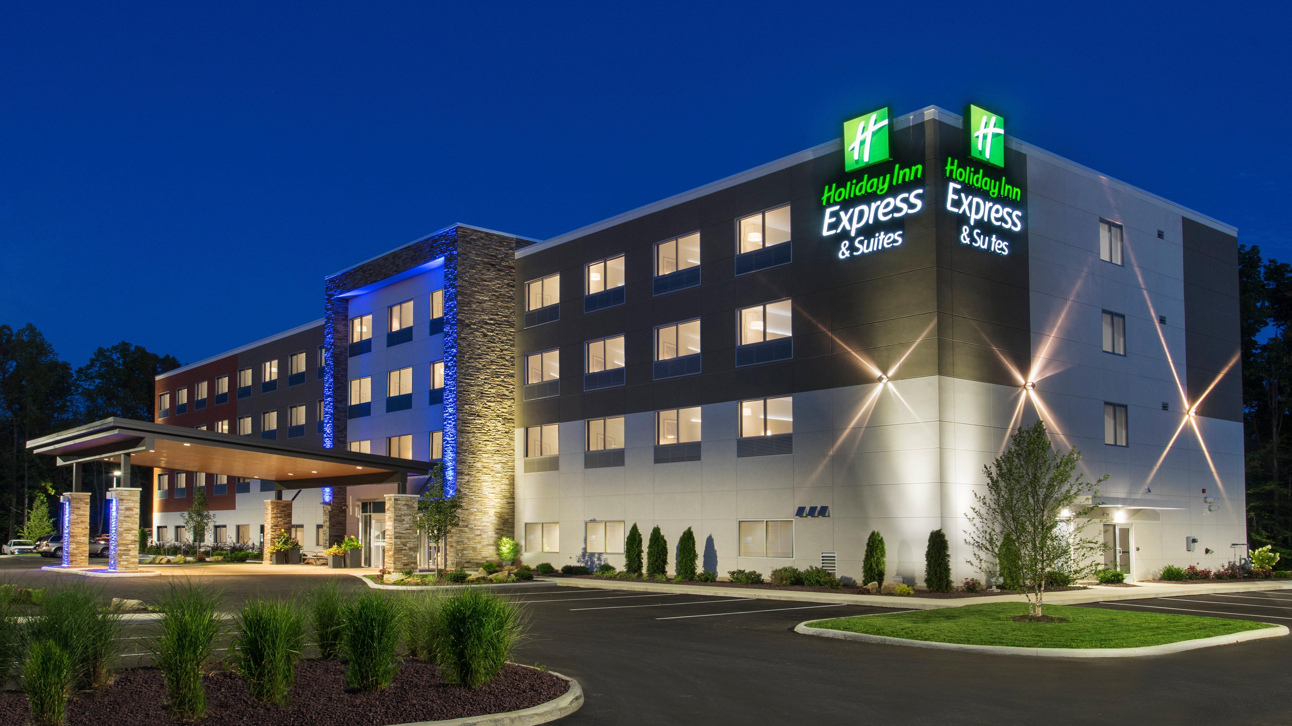 Holiday Inn Express & Suites Medina By Ihg Exterior photo